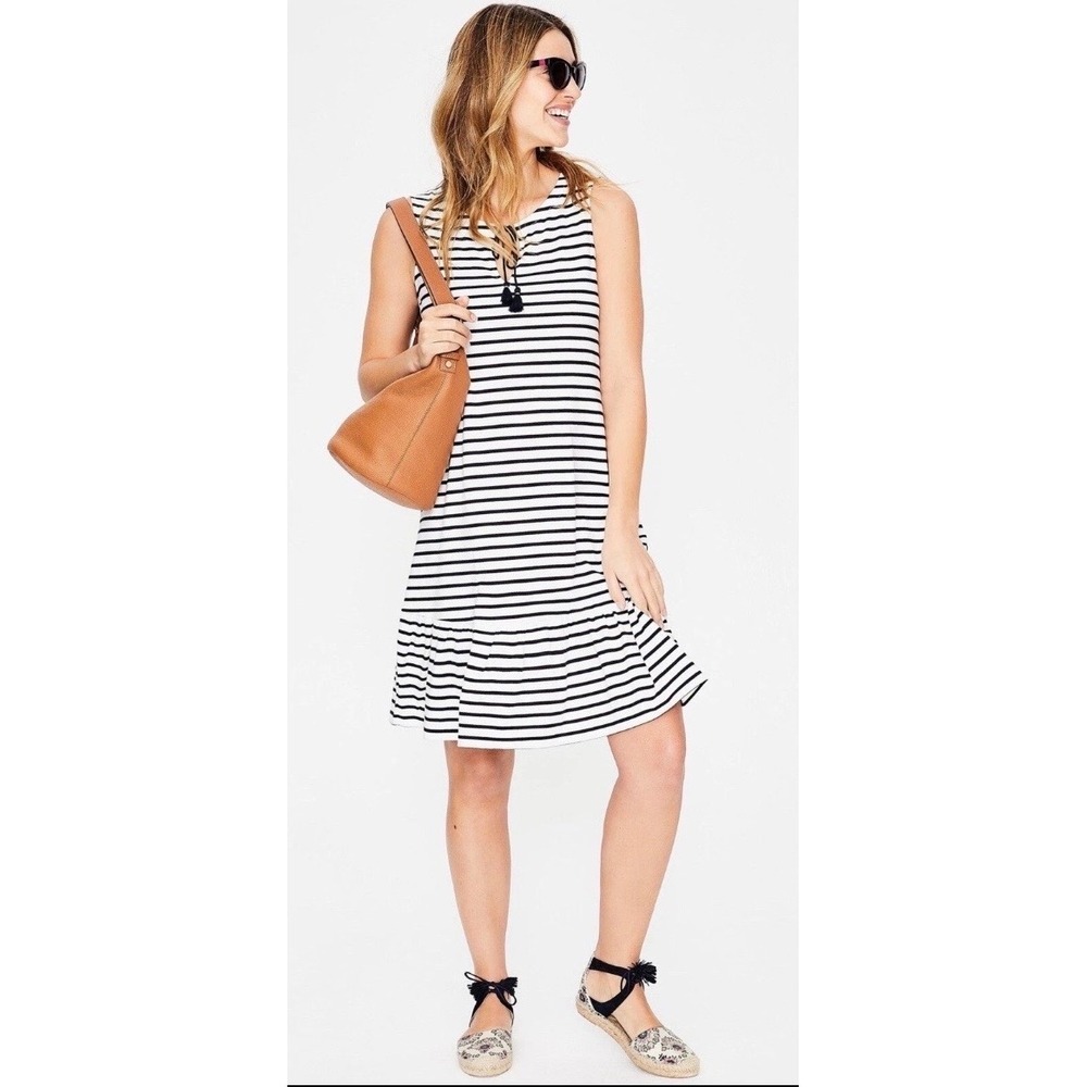 ✨Boden Arabella Navy Blue White Striped Nautical Ruffle Hem Jersey‎ Dress SZ 10